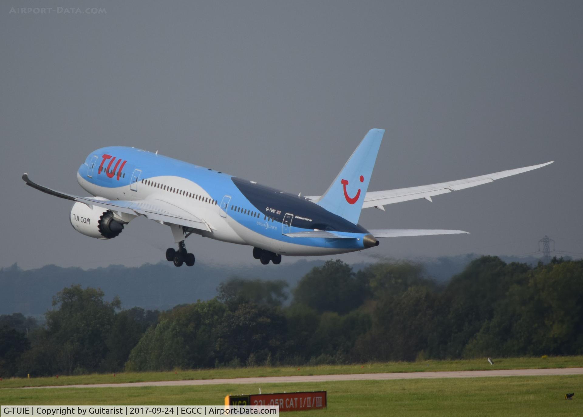 G-TUIE, 2014 Boeing 787-8 Dreamliner C/N 37227, At Manchester
