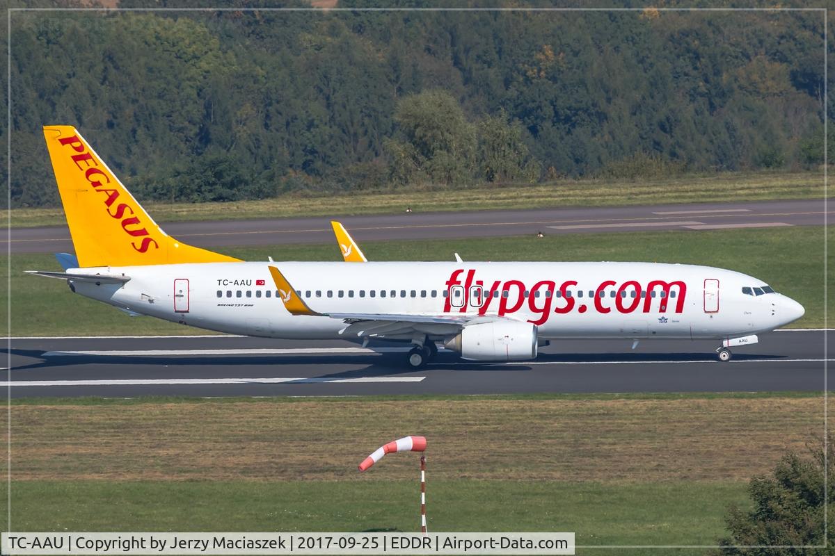 TC-AAU, 2010 Boeing 737-82R C/N 40873, Boeing 737-82R