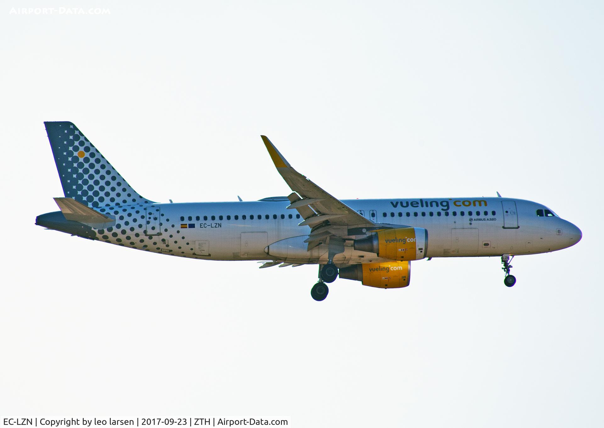 EC-LZN, 2013 Airbus A320-214 C/N 5925, Zakynthos Greece 23.9.2017