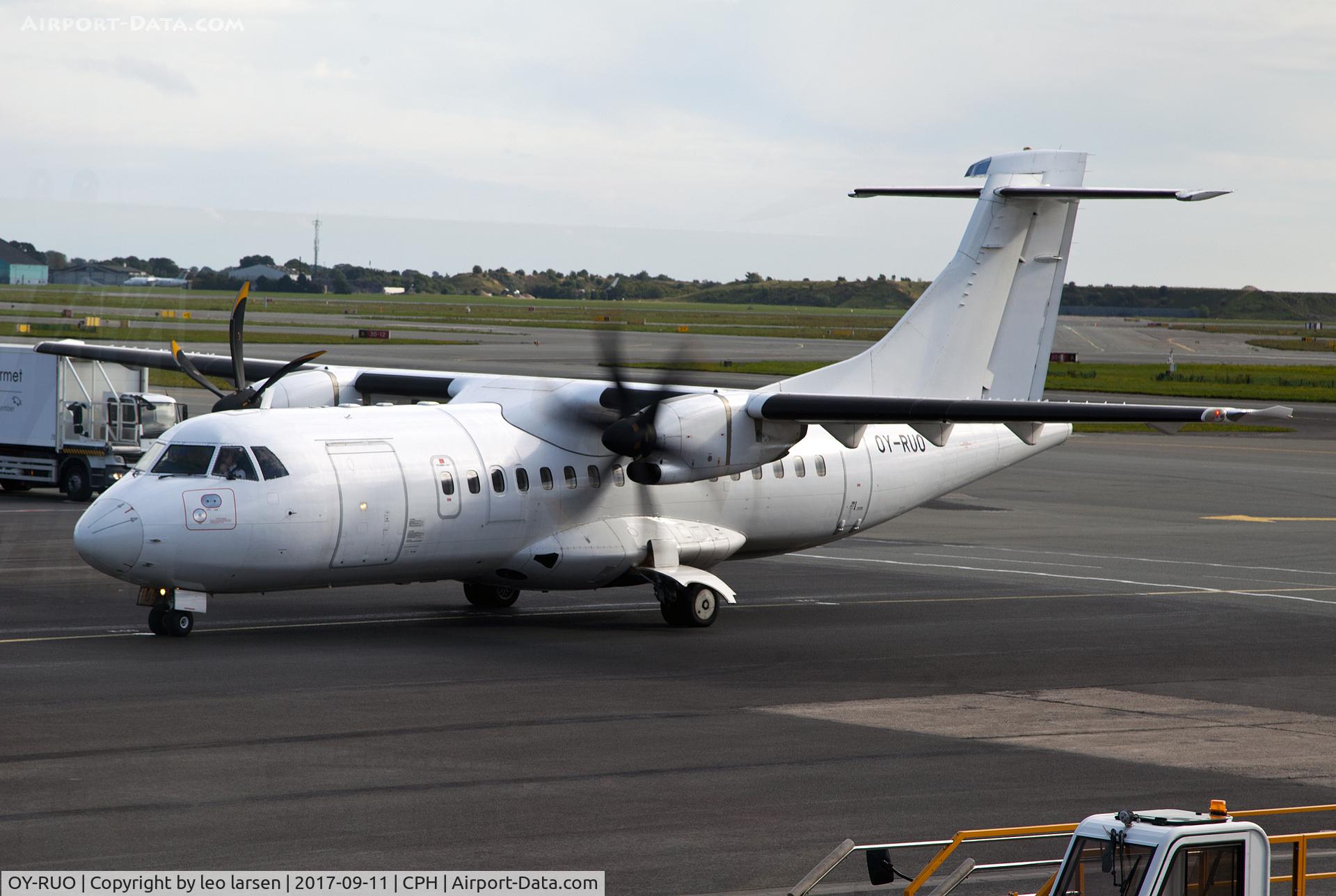 OY-RUO, 1996 ATR 42-500 C/N 514, Copenhagen 11.9.2017