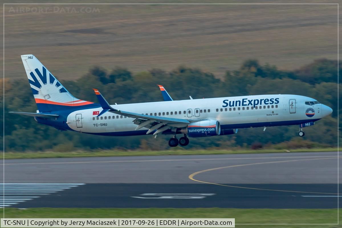 TC-SNU, 2010 Boeing 737-8HC C/N 40756, Boeing 737-8HC