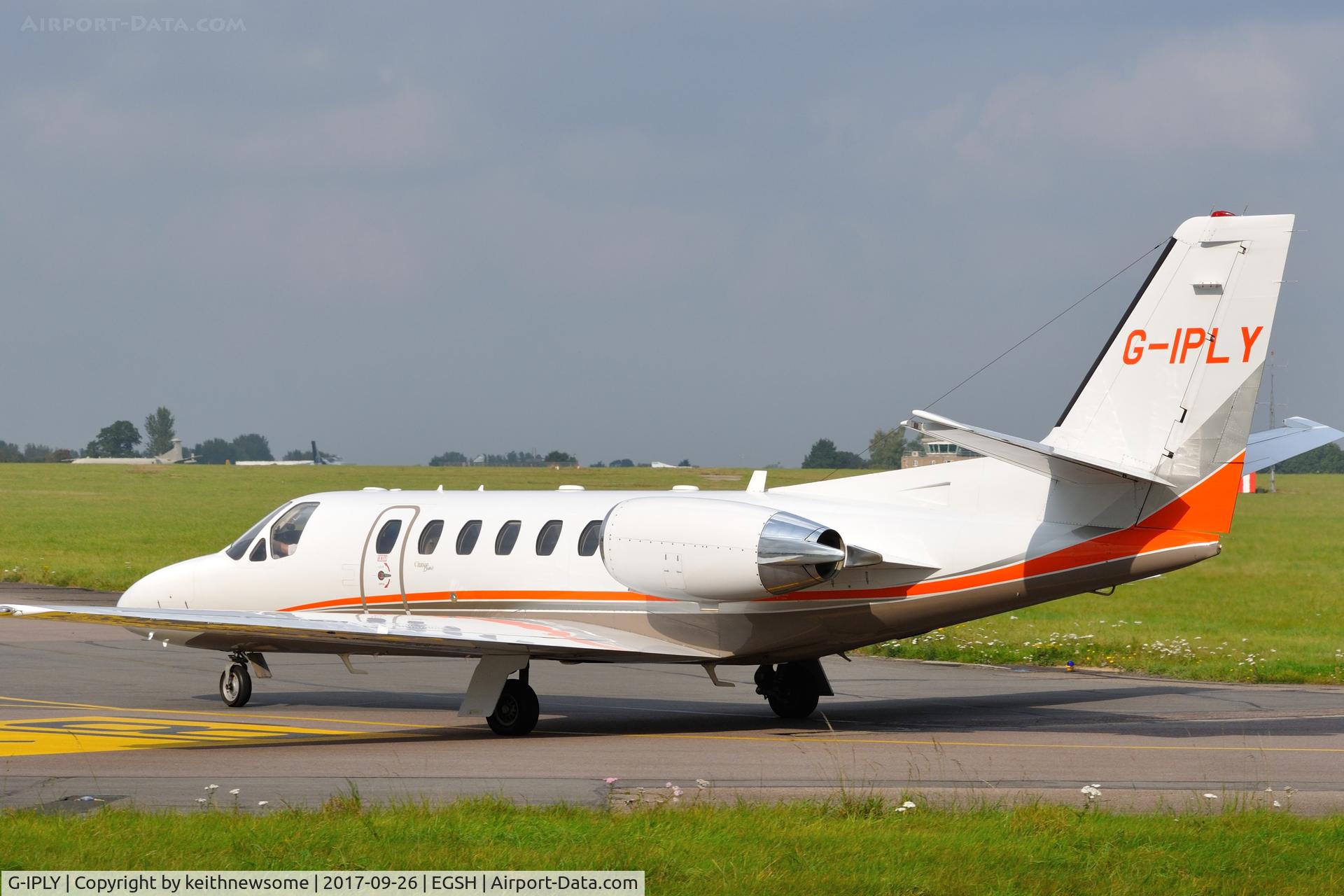 G-IPLY, 2000 Cessna 550 Citation Bravo C/N 550-0927, MY photo of this C550 arriving at Norwich today.