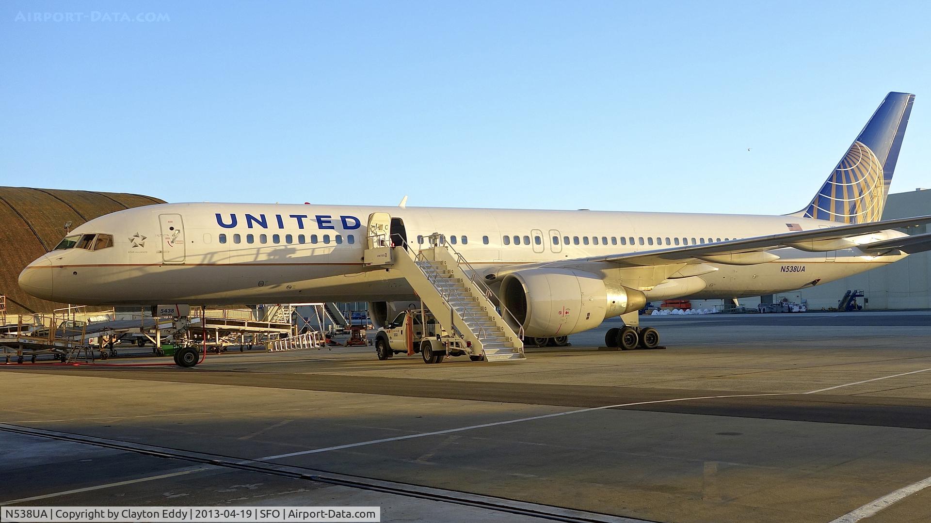 N538UA, 1991 Boeing 757-222(SF) C/N 25222, SFO 2013.