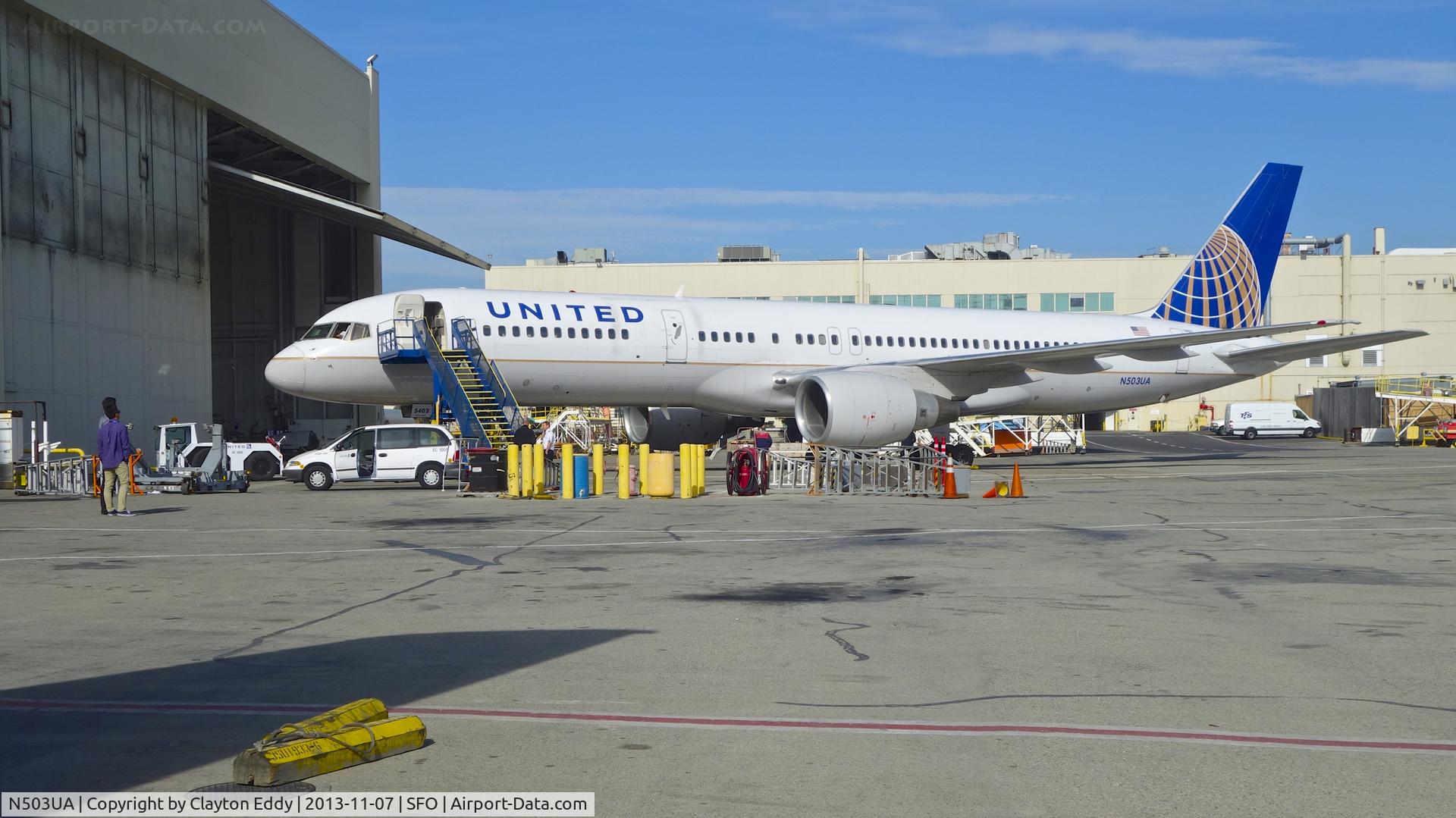 N503UA, 1989 Boeing 757-222 C/N 24624, SFO 22013.