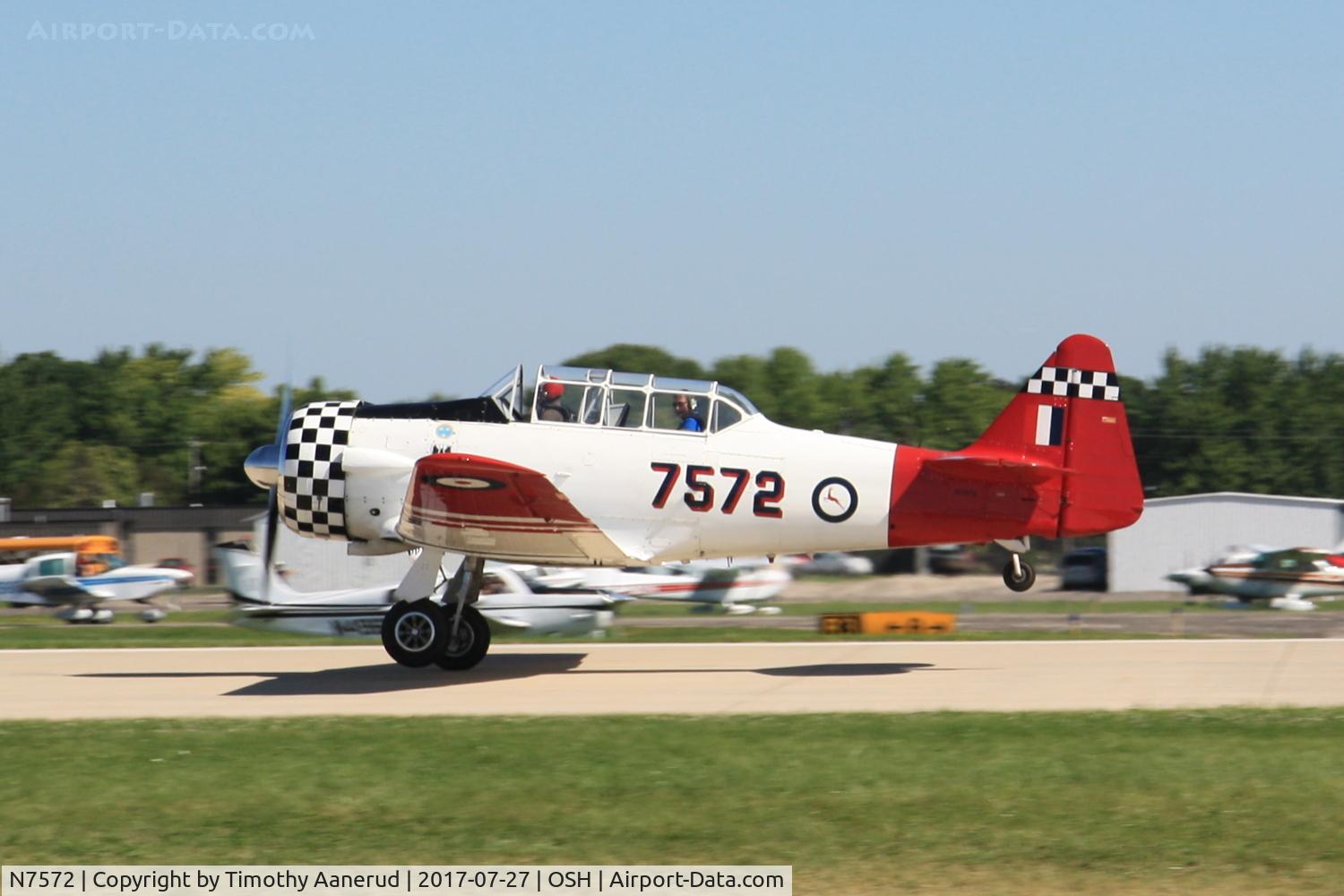 N7572, 1941 North American AT-6D Texan C/N 41-34018, 1941 North American AT-6D Texan, c/n: 41-34018