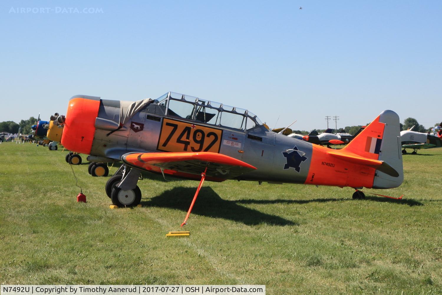 N7492U, 1943 North American AT-6D Texan C/N 8814879, 1943 North American AT-6D, c/n: 8814879