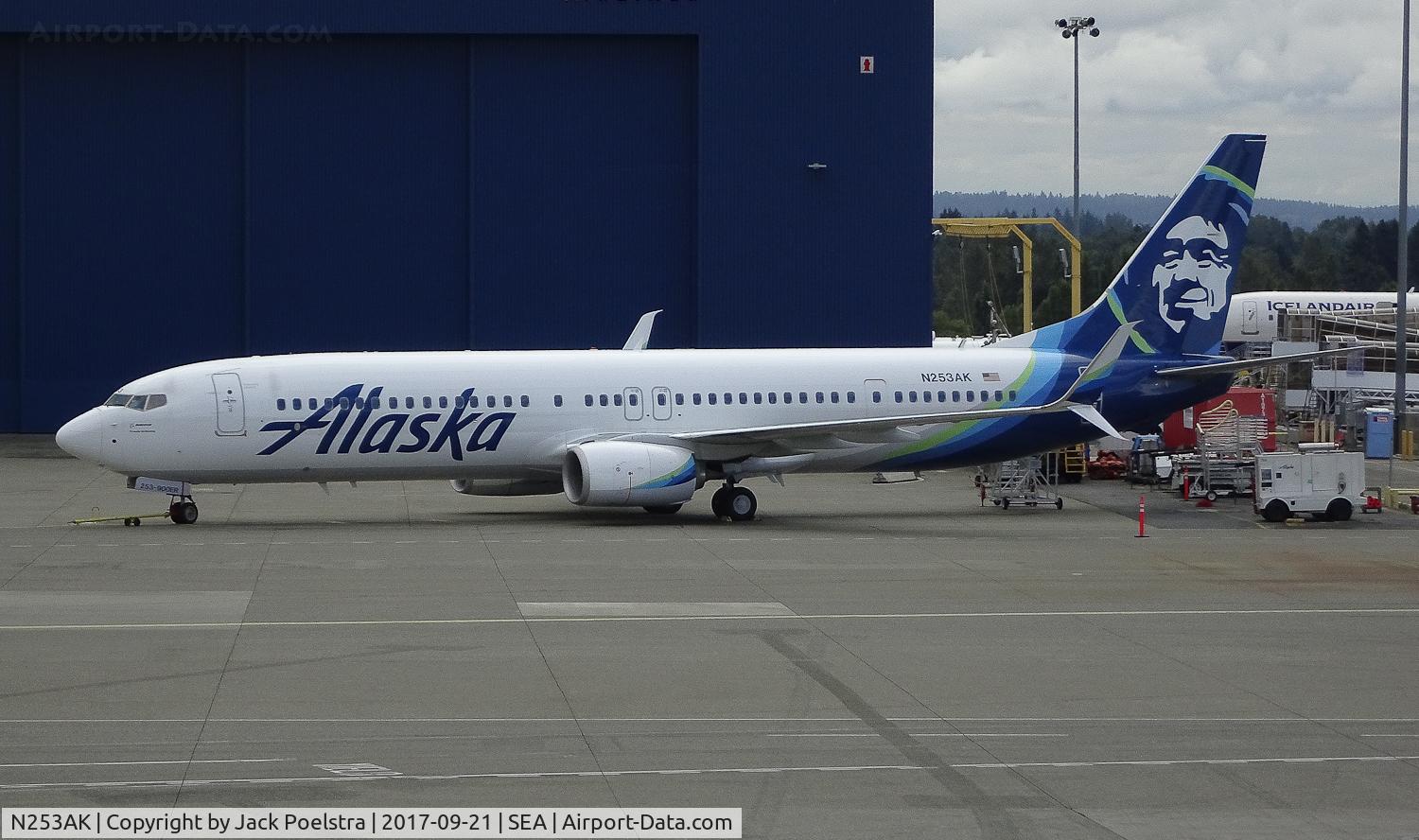 N253AK, 2016 Boeing 737-990/ER C/N 36348, B739 of Alaska at SEA