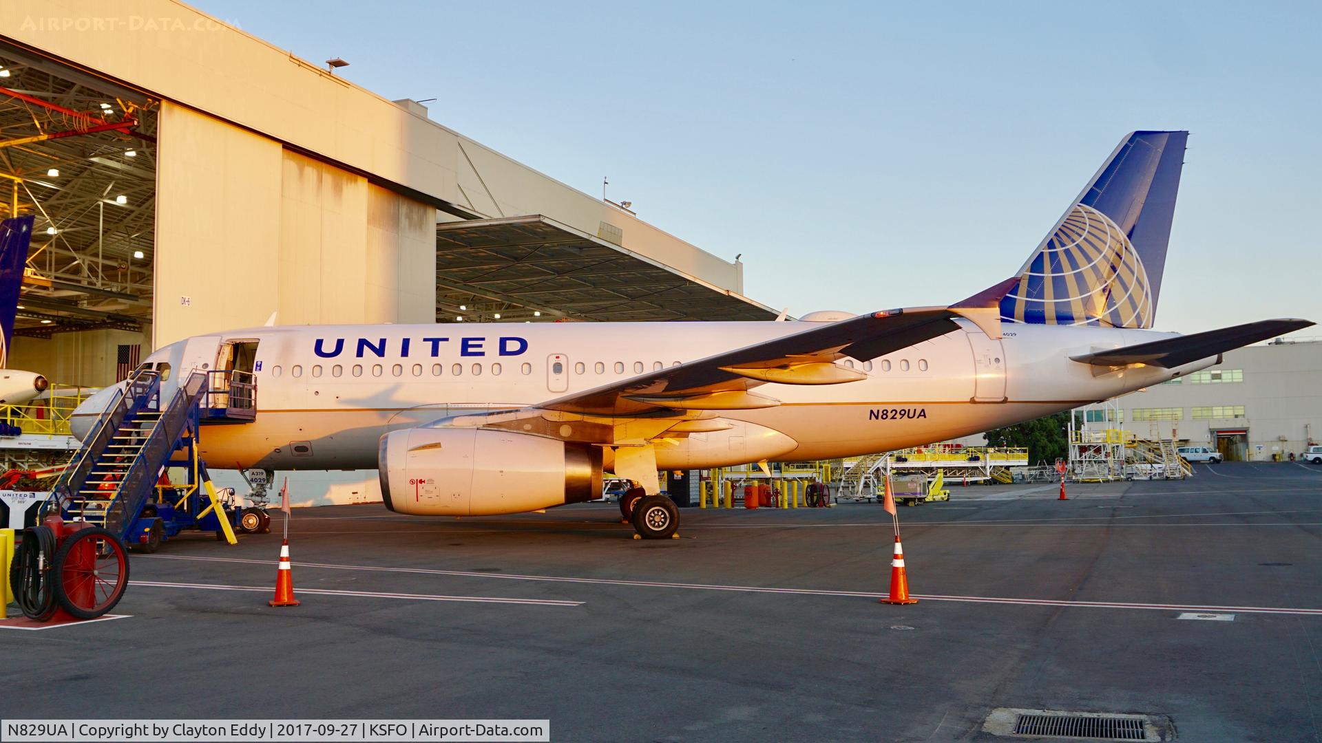 N829UA, 2000 Airbus A319-131 C/N 1211, SFO 2017.