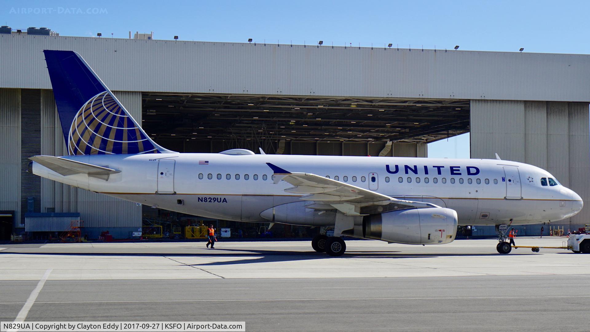 N829UA, 2000 Airbus A319-131 C/N 1211, SFO 2017.