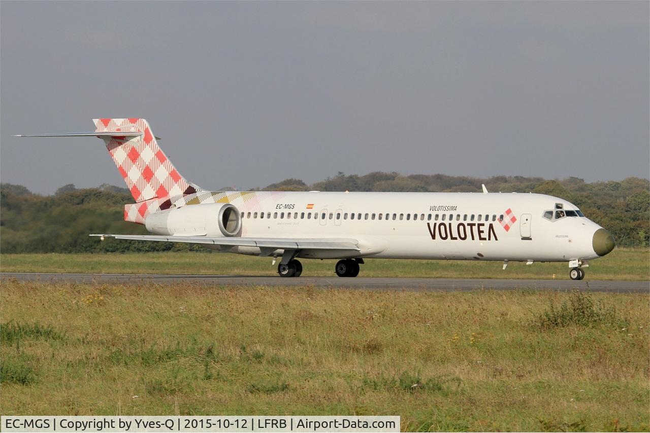 EC-MGS, 2000 Boeing 717-2CM C/N 55061, Boeing 717-2CM, Take off run rwy 07R, Brest-Bretagne Airport (LFRB-BES)