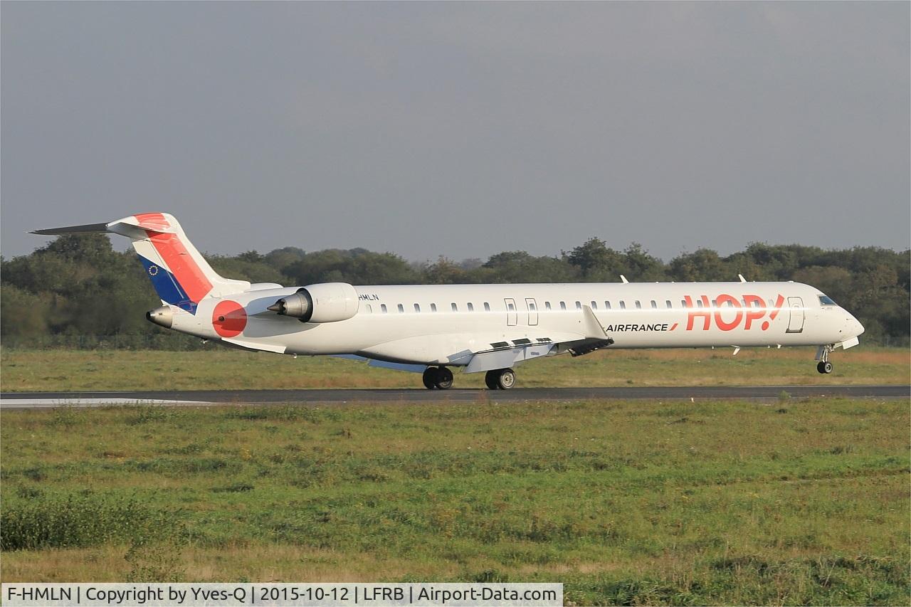 F-HMLN, 2012 Bombardier CRJ-1000EL NG (CL-600-2E25) C/N 19024, Bombardier CRJ-1000EL NG, Landing rwy 07R, Brest-Bretagne Airport (LFRB-BES)