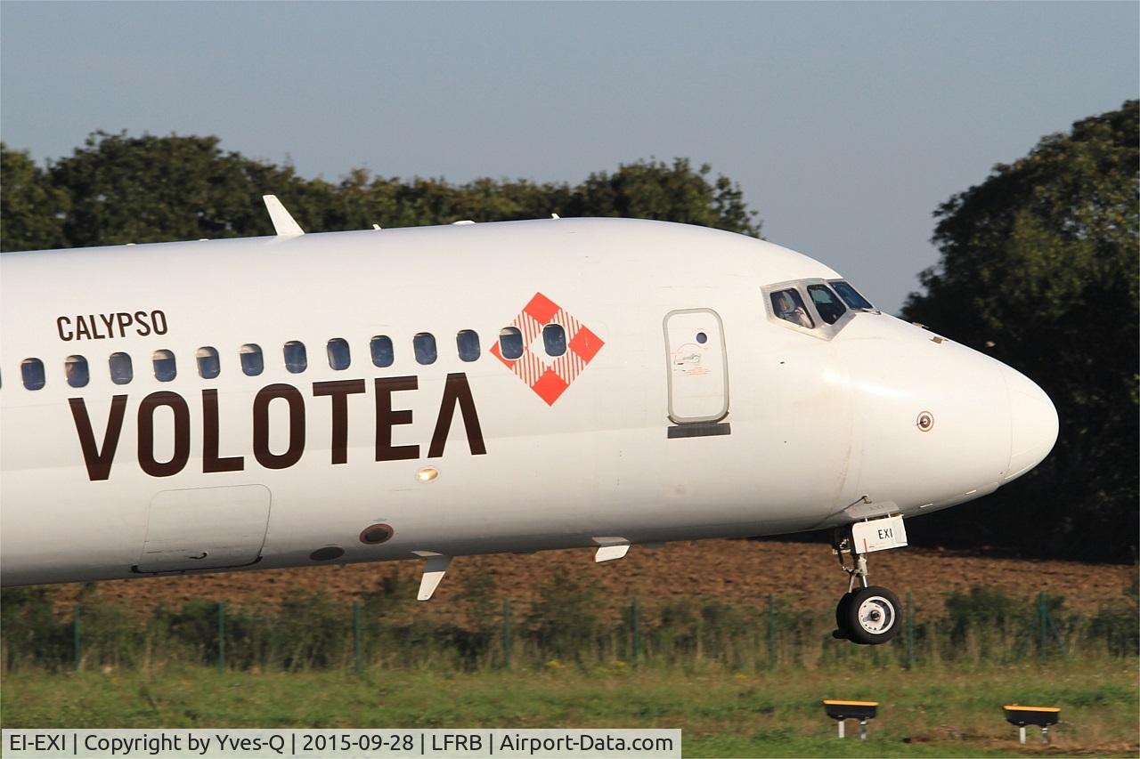 EI-EXI, 2003 Boeing 717-2BL C/N 55174, Boeing 717-2BL, Landing rwy 07R, Brest-Bretagne airport (LFRB-BES)