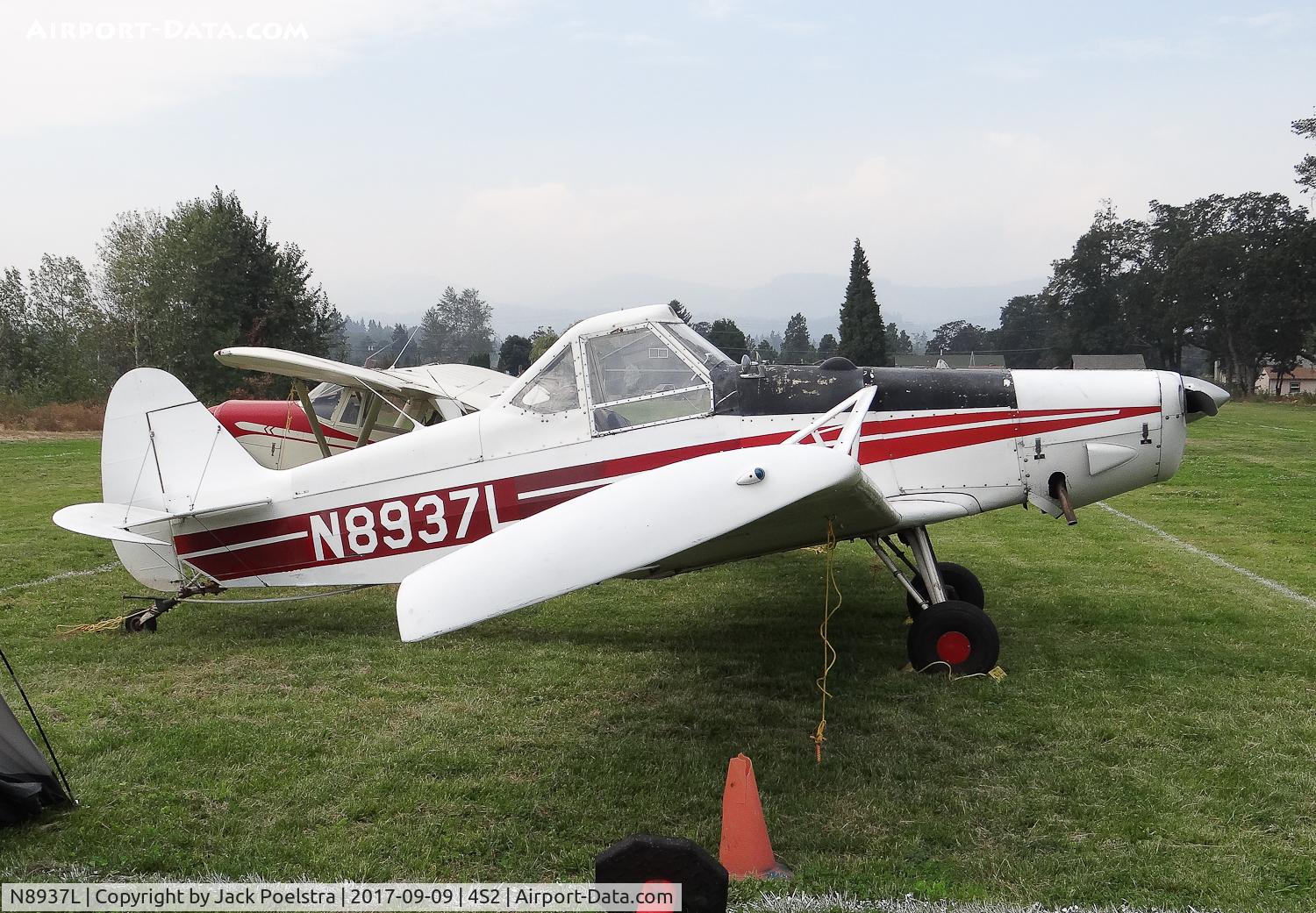 N8937L, 1971 Piper PA-25-235 Pawnee C/N 25-5402, Piper PA-25 at Hood River OR