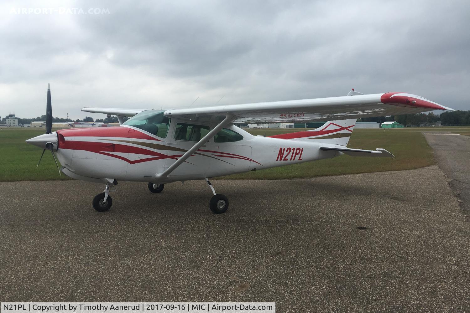 N21PL, 1984 Cessna R182 Skylane RG C/N R182-01983, 1984 Cessna R182, c/n: R18201983