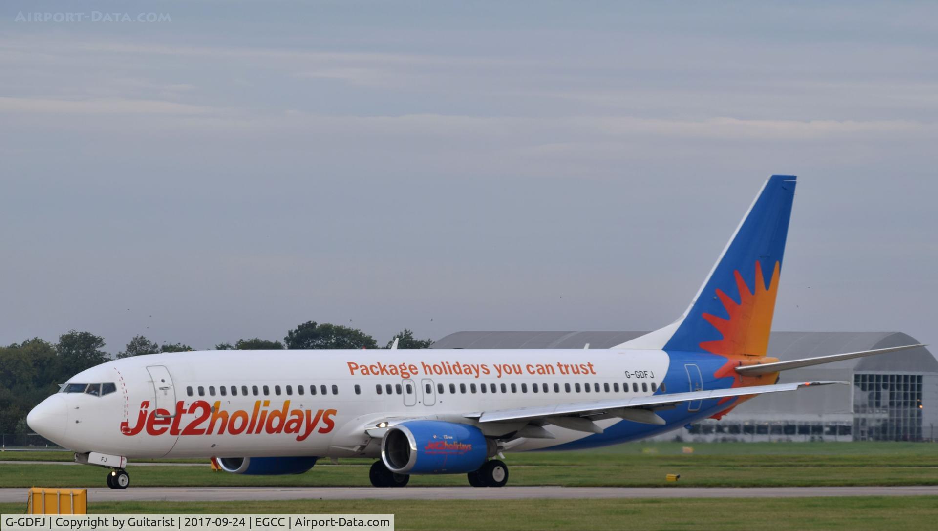 G-GDFJ, 2000 Boeing 737-804 C/N 28229, At Manchester