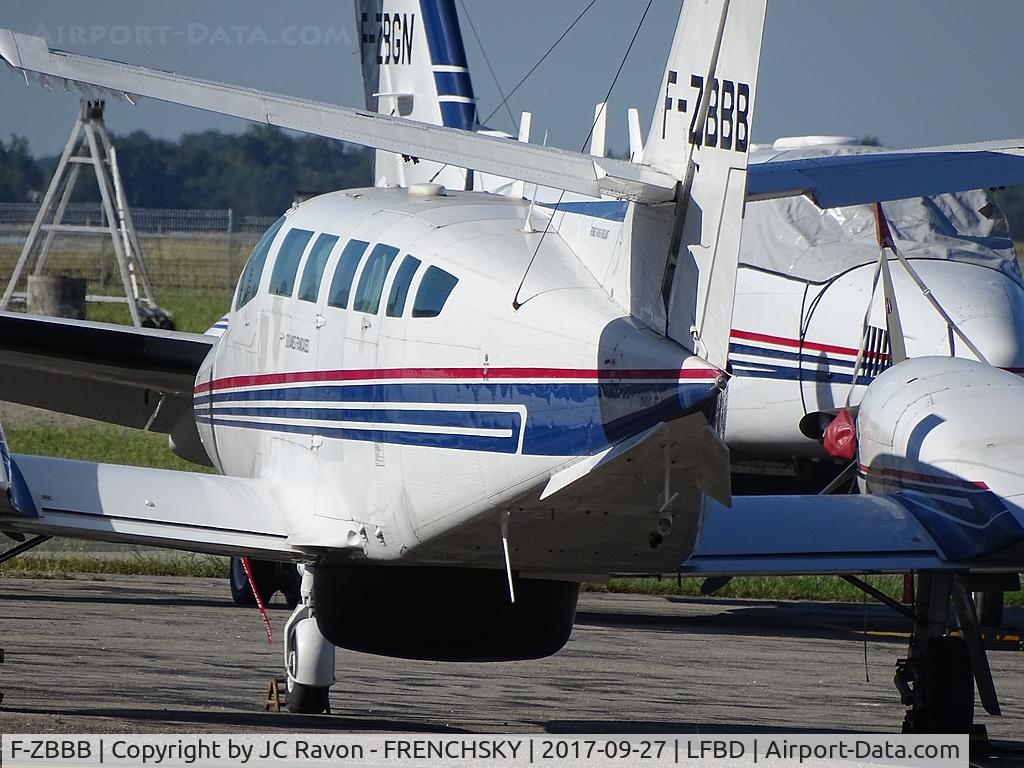 F-ZBBB, Reims F406 Vigilant C/N F406-0039, Douanes Françaises tarmac
