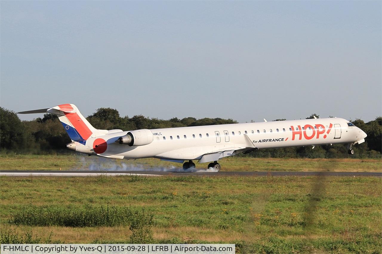 F-HMLC, 2010 Bombardier CRJ-1000EL NG (CL-600-2E25) C/N 19006, Bombardier CRJ-1000EL NG, Landing rwy 07R, Brest-Bretagne airport (LFRB-BES)