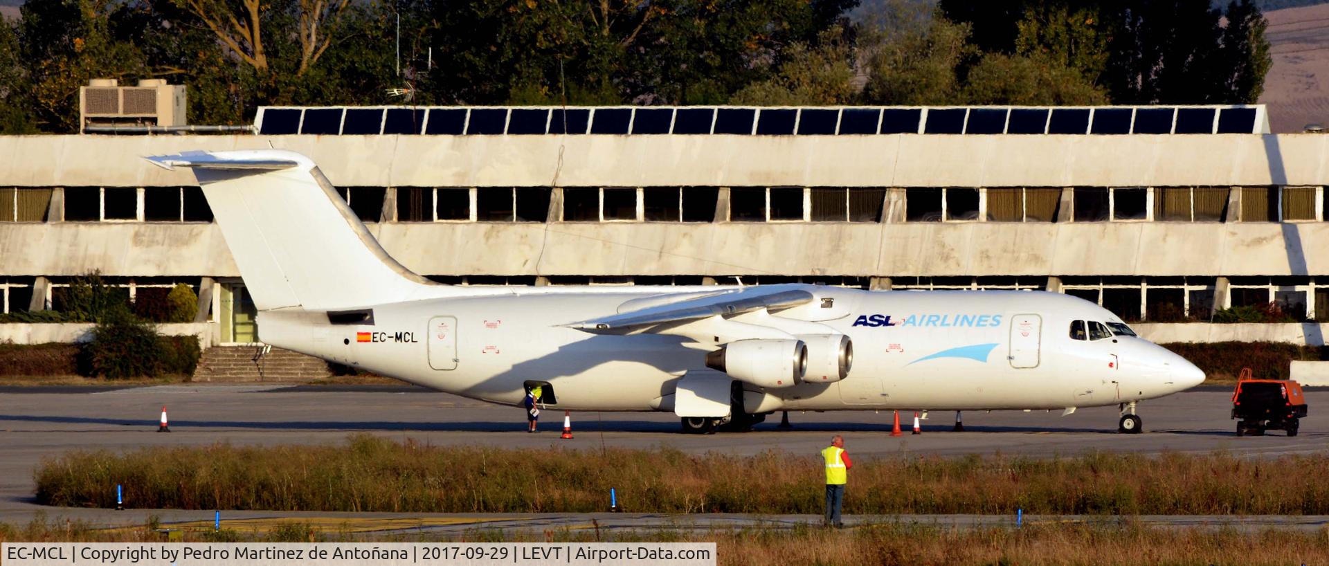 EC-MCL, 1990 British Aerospace BAe-146-300QT Quiet Trader C/N E3154, Foronda - Vitoria-Gasteiz - España