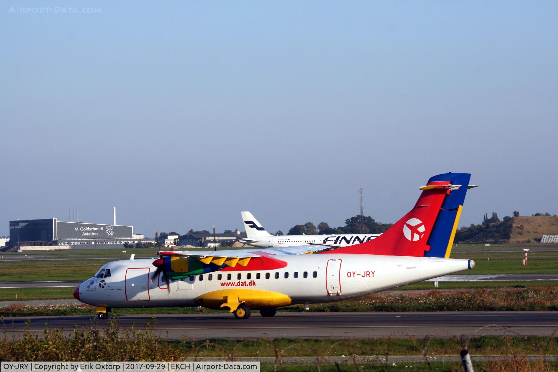 OY-JRY, 1987 ATR 42-320 C/N 063, OY-JRY landed rw 04L