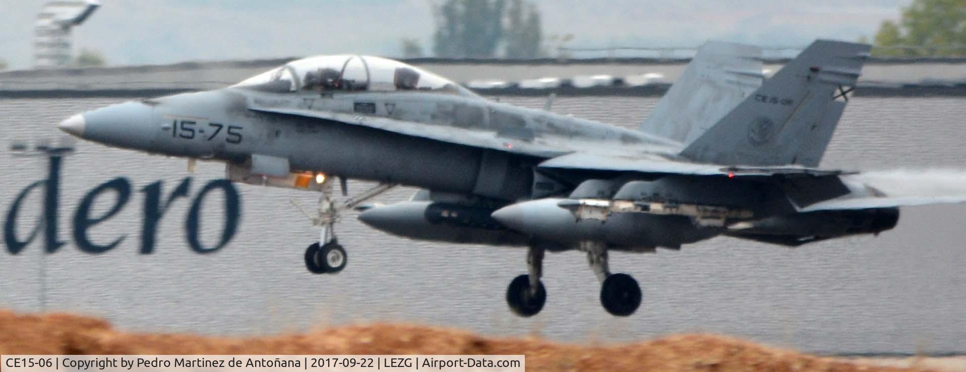 CE15-06, McDonnell Douglas EF-18B(M) Hornet C/N 0523/B089, Aeropuerto de Zaragoza - España