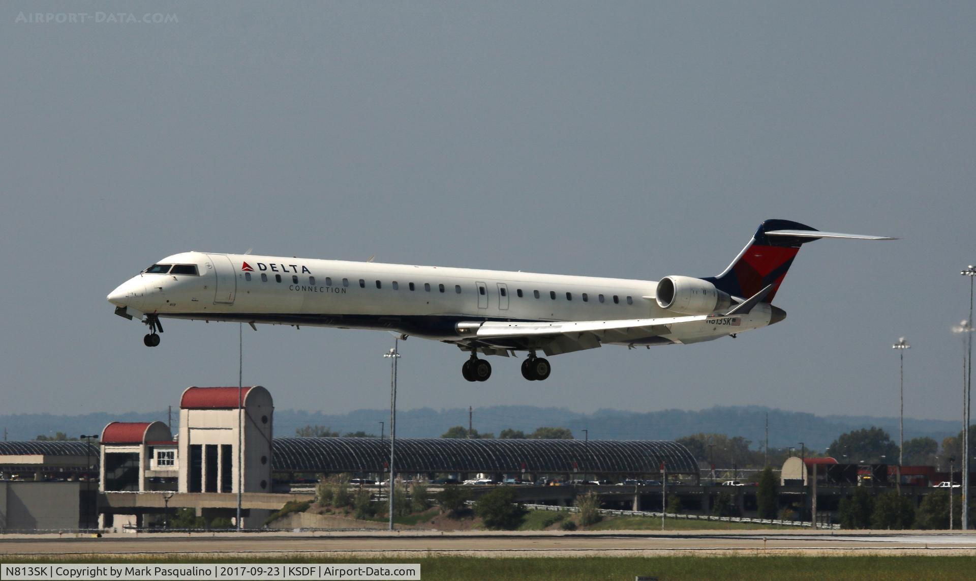 N813SK, 2006 Canadair CL-600-2D24 Regional Jet CRJ-900 C/N 15099, CL-600-2D24