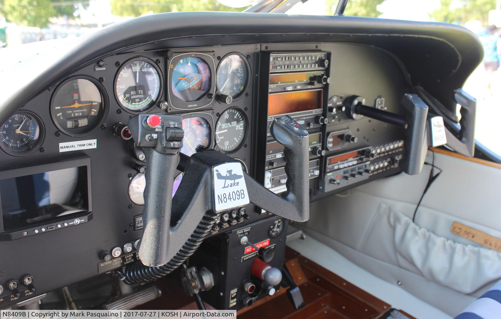N8409B, 1987 Aerofab Inc Lake LA-250 C/N 63, Lake LA-250