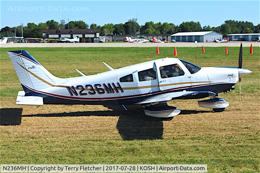 N236MH, 1981 Piper PA-28-236 Dakota C/N 28-8211009, At 2017 EAA AirVenture at Oshkosh
