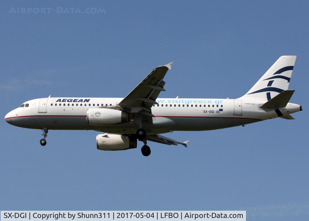 SX-DGI, 2007 Airbus A320-232 C/N 3162, Landing rwy 14R with additional 'Visitgreece' titles