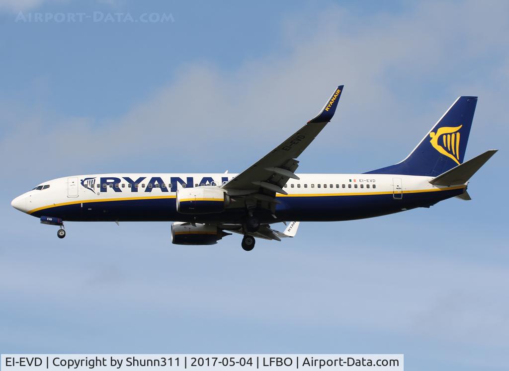 EI-EVD, 2012 Boeing 737-8AS C/N 40287, Landing rwy 14R