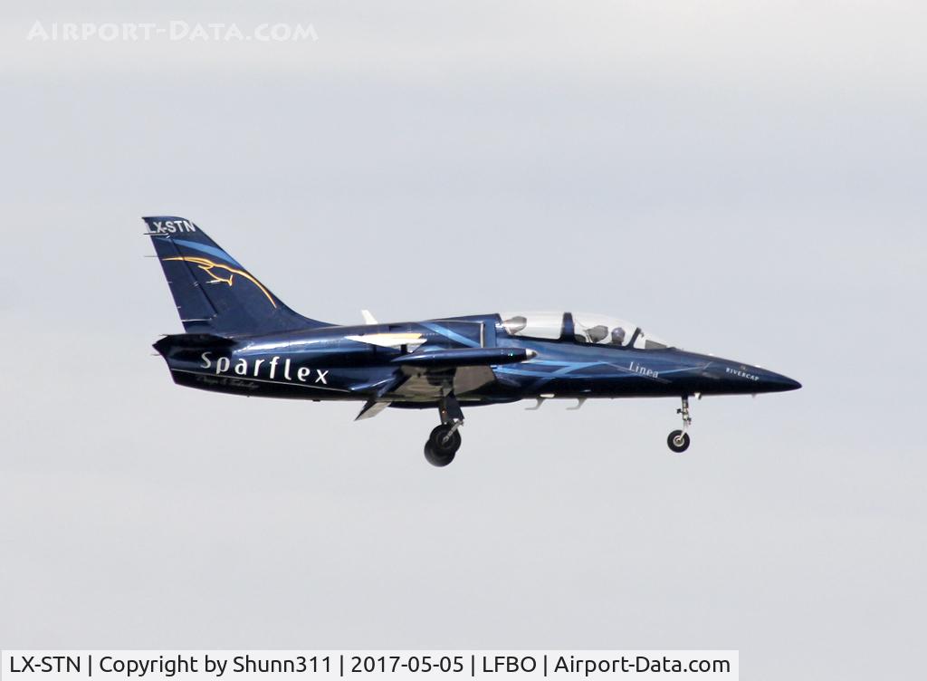 LX-STN, Aero L-39C Albatros C/N 232152, Landing rwy 14L