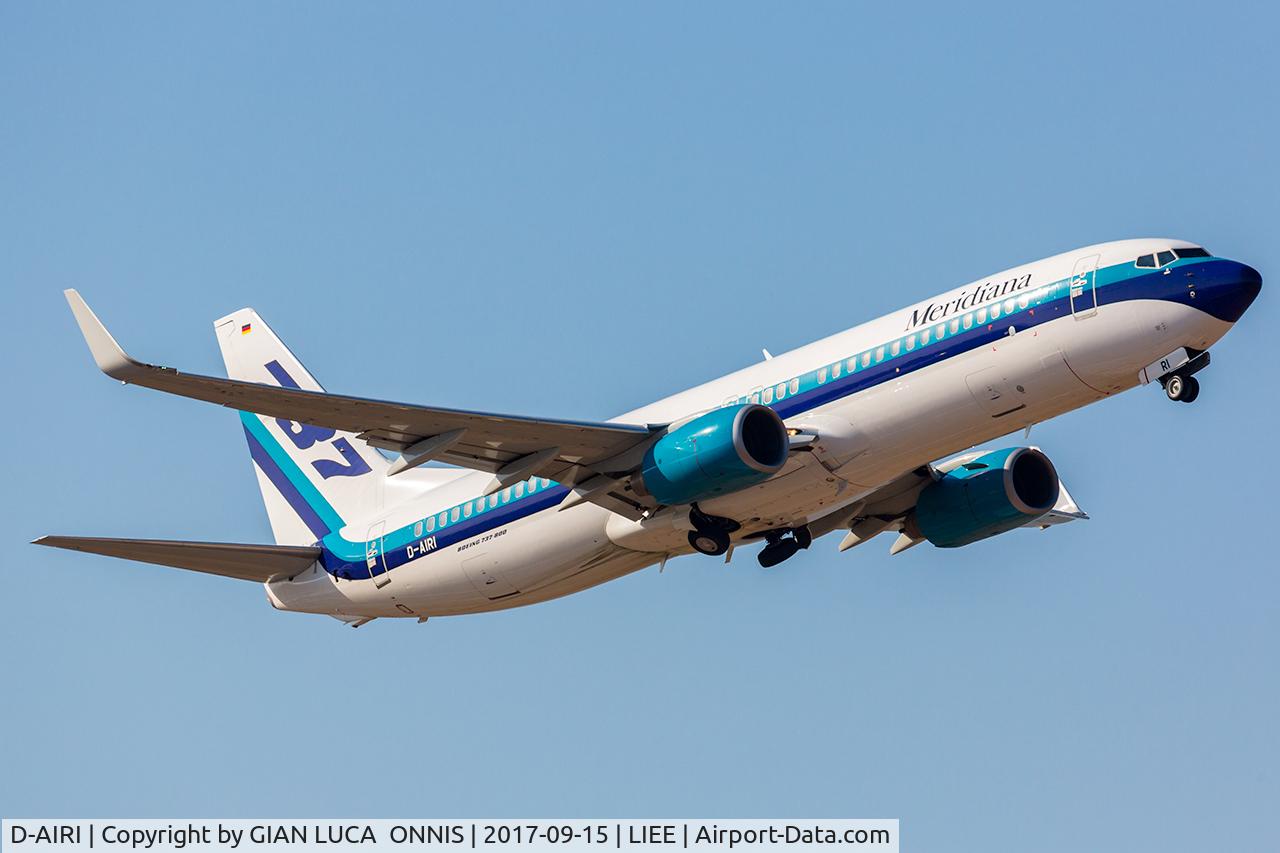 D-AIRI, 2011 Boeing 737-86J C/N 36881, TAKEOFF