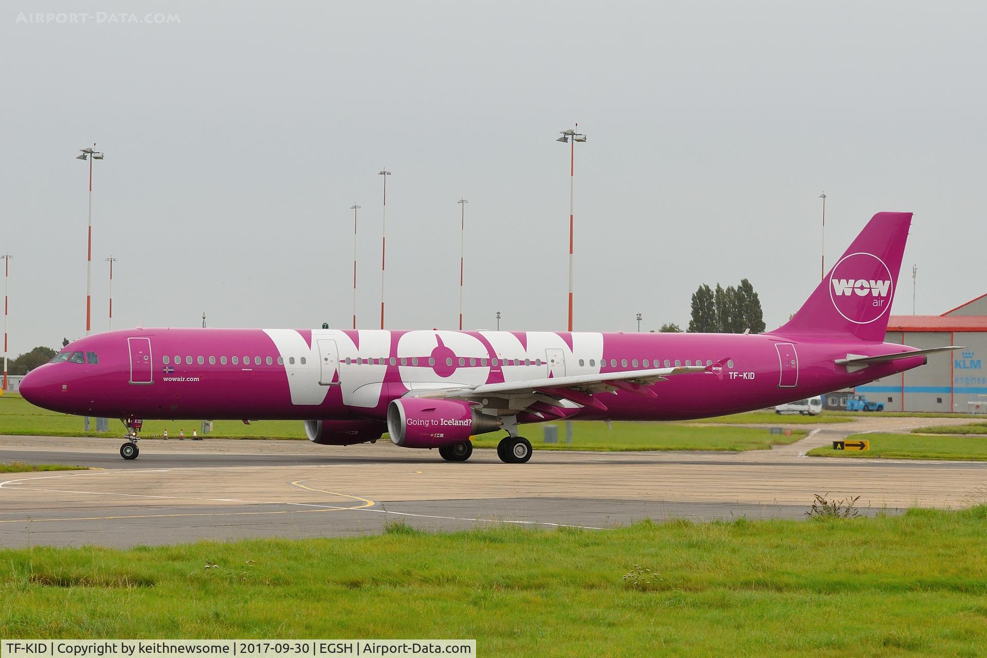 TF-KID, 2013 Airbus A321-211 C/N 5681, Leaving Norwich for Reykjavik.