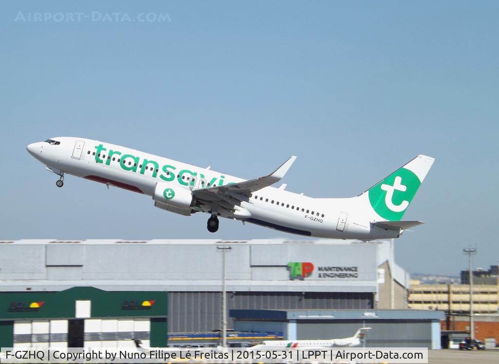 F-GZHQ, 2015 Boeing 737-8K2 C/N 44567, Taking-off.