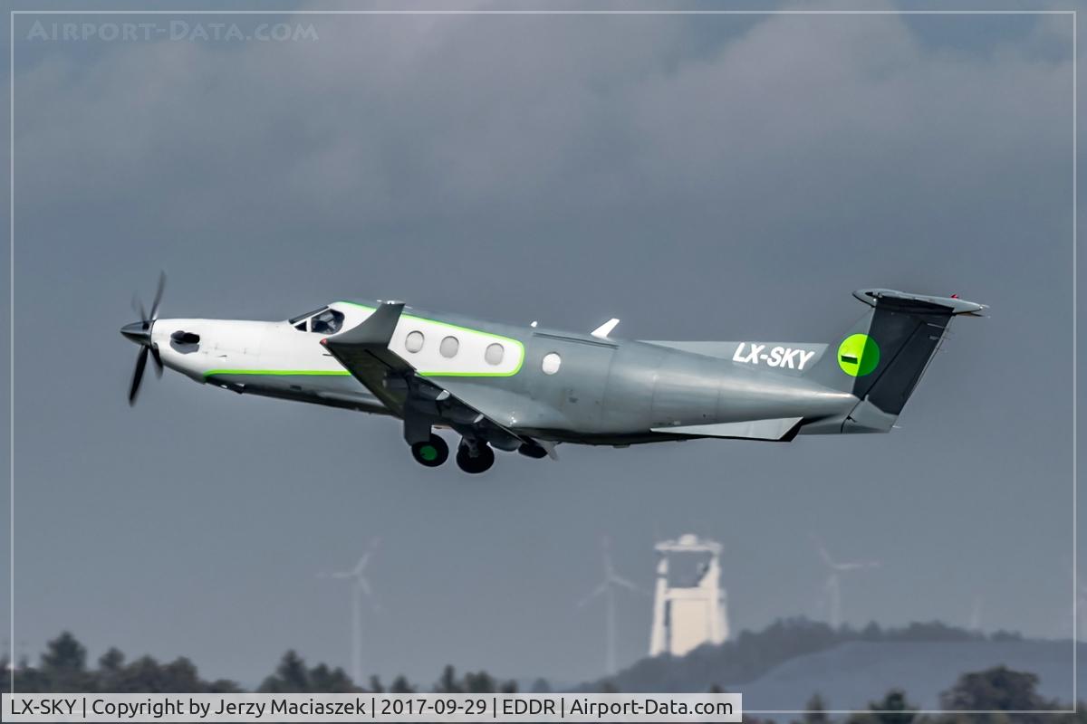 LX-SKY, 1995 Pilatus PC-12/45 C/N 108, Pilatus PC-12/45