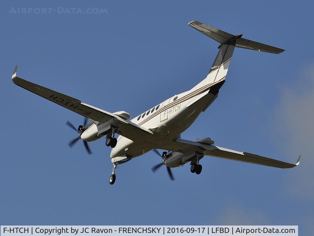 F-HTCH, 1982 Beech B200 King Air King Air C/N BB-1006, La Baule Aviation SAS (Veep Technology Luxembourg) landing runway 23