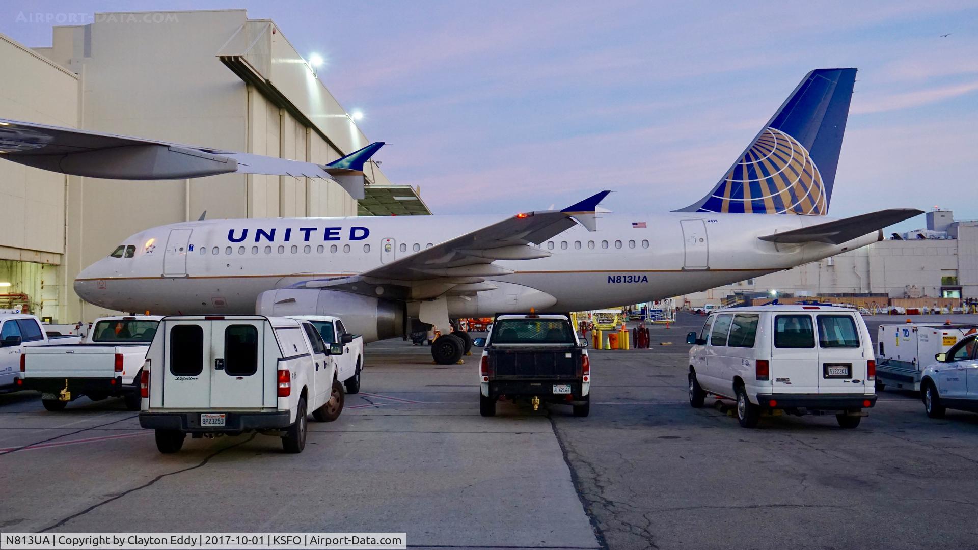 N813UA, 1998 Airbus A319-131 C/N 858, SFO 2017.