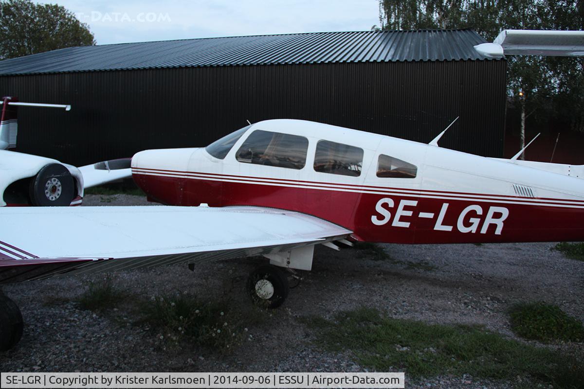 SE-LGR, 1982 Piper PA-28-161 Cherokee Warrior II C/N 28-8216137, Now been registered G-CJLI