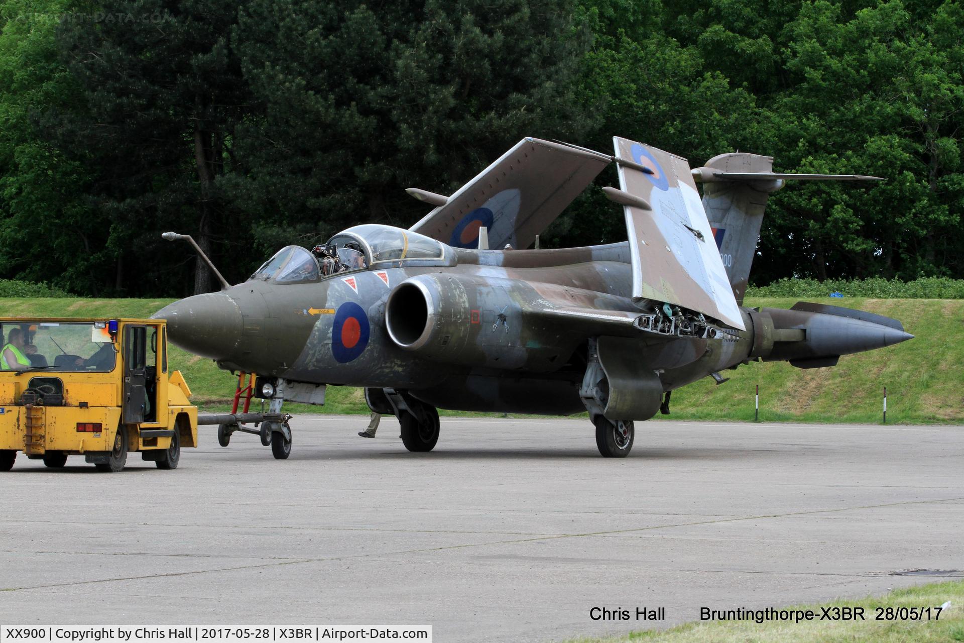 XX900, 1976 Hawker Siddeley Buccaneer S.2B C/N B3-05-75, Cold War Jets open day 2017