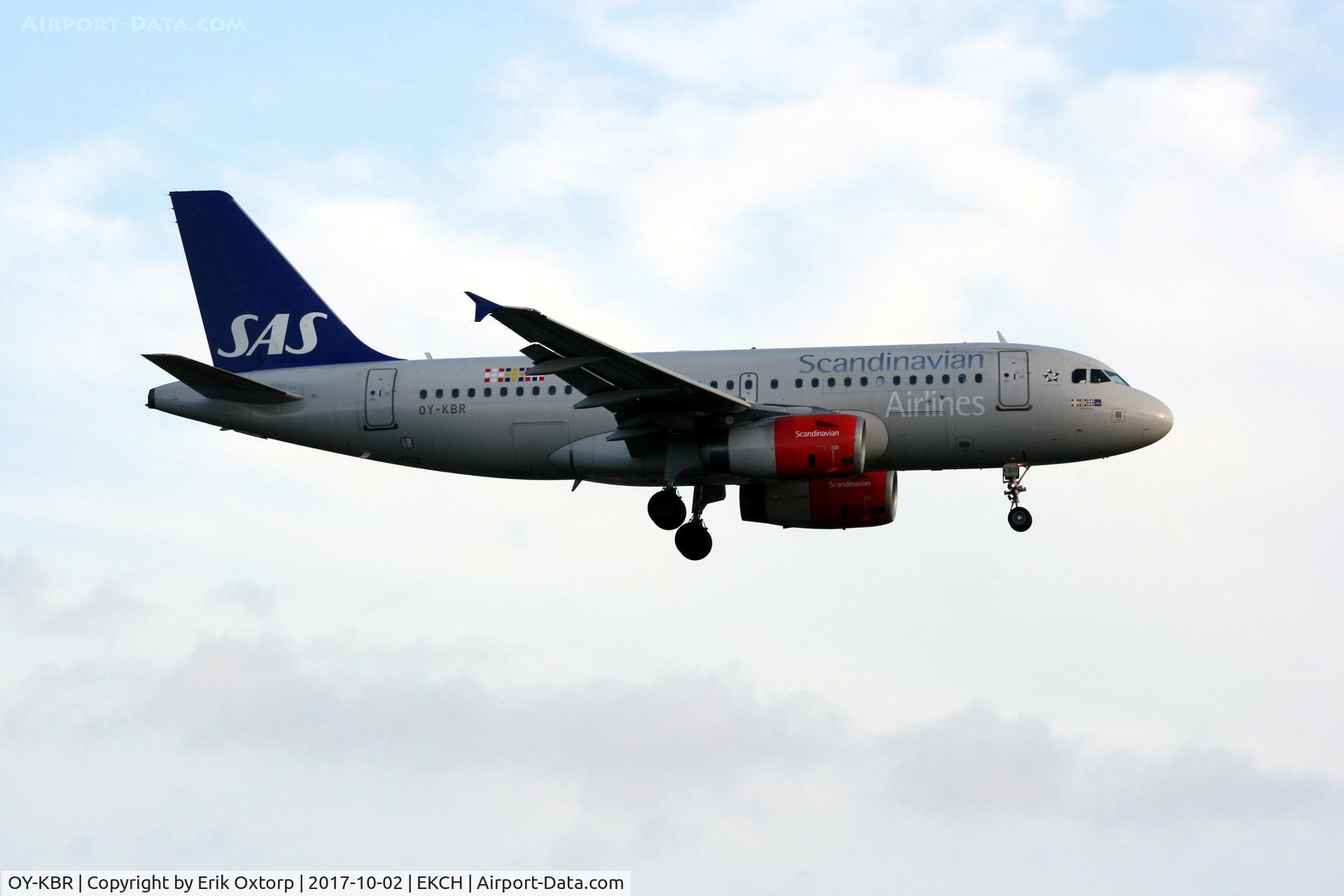 OY-KBR, 2007 Airbus A319-132 C/N 3231, OY-KBR landing rw 22L