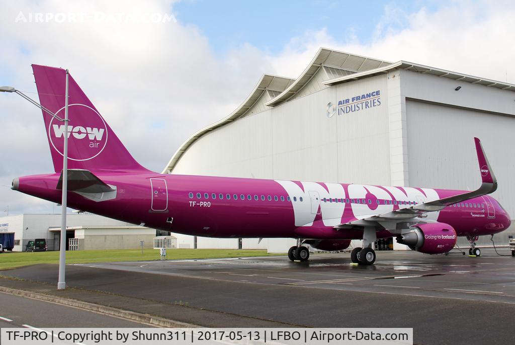 TF-PRO, 2017 Airbus A321-211 C/N 7680, Parked at Air France facility