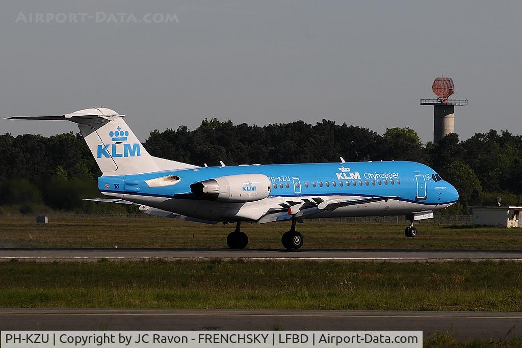 PH-KZU, 1995 Fokker 70 (F-28-0070) C/N 11543, KLM landing runway 05 from Amsterdam