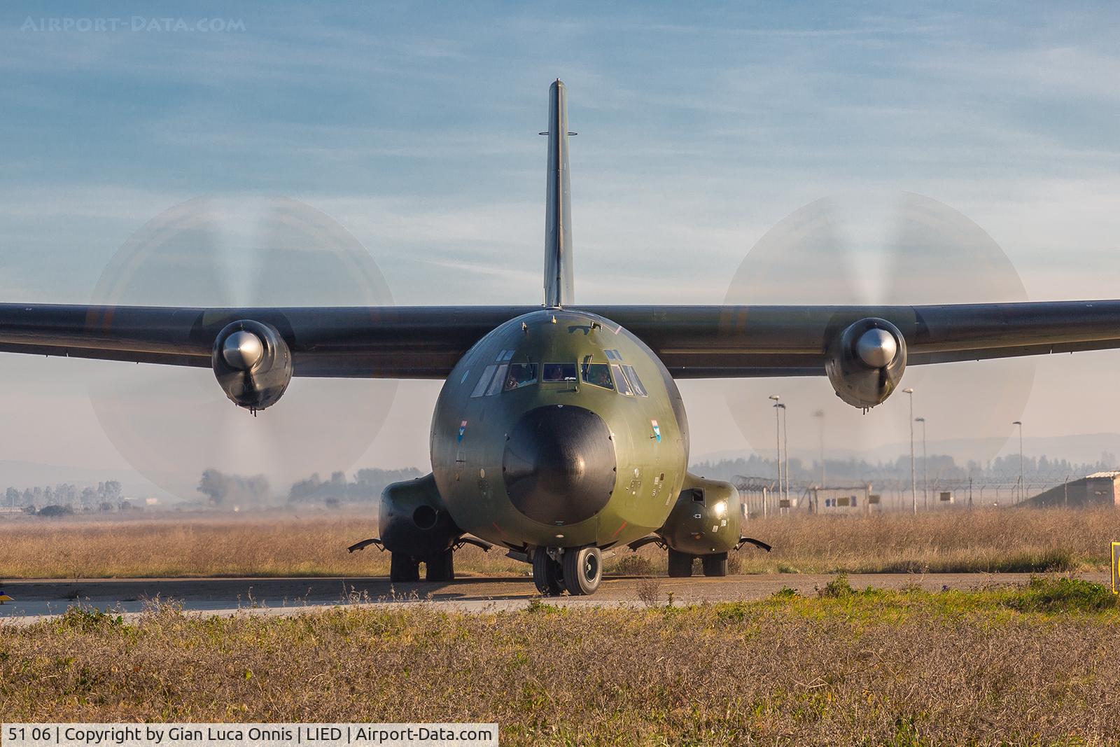 51 06, 1971 Transall C-160D C/N D-143, Taky way