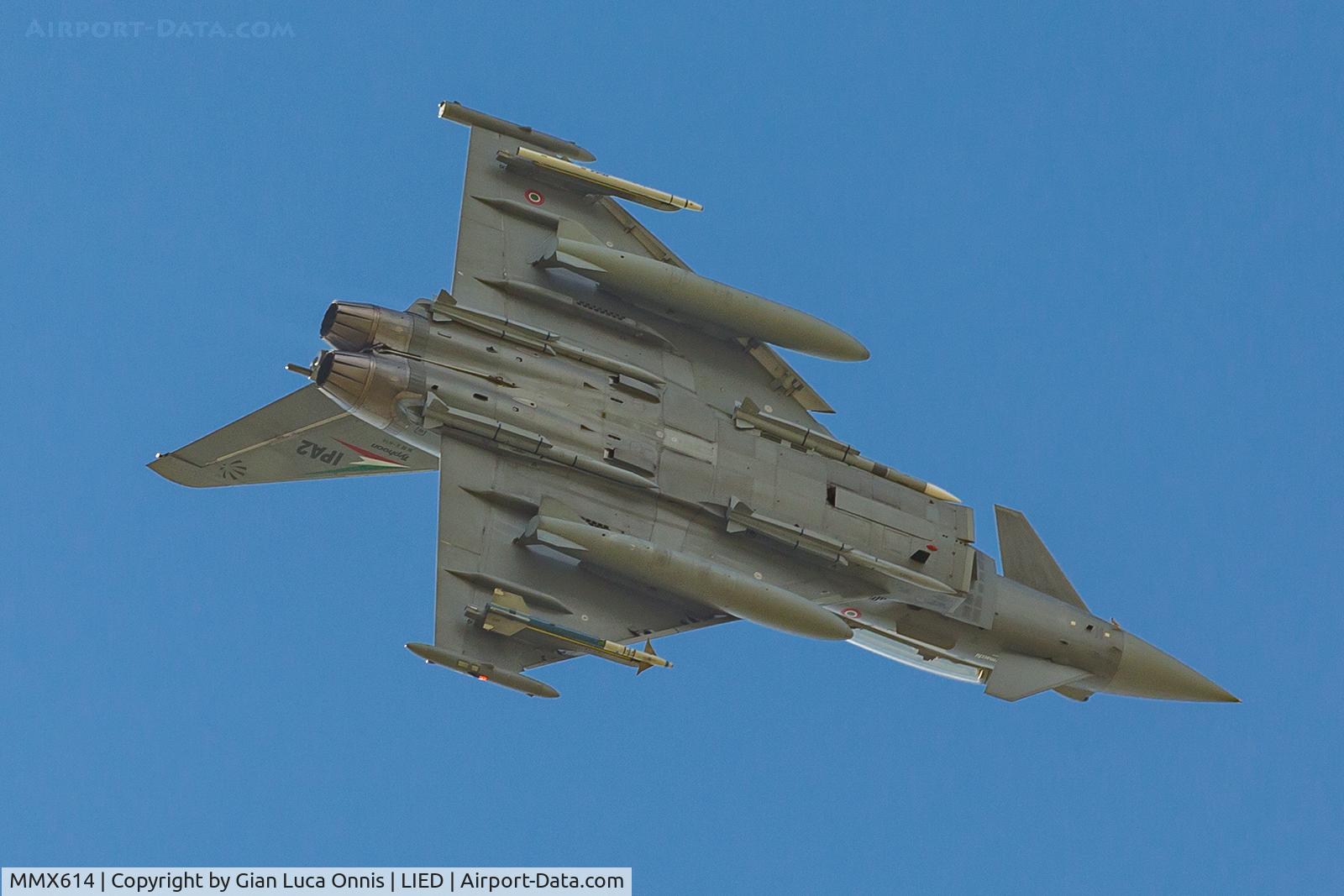MMX614, Eurofighter EF-2000 Typhoon T C/N IPA2/PT002, LOW PASS
