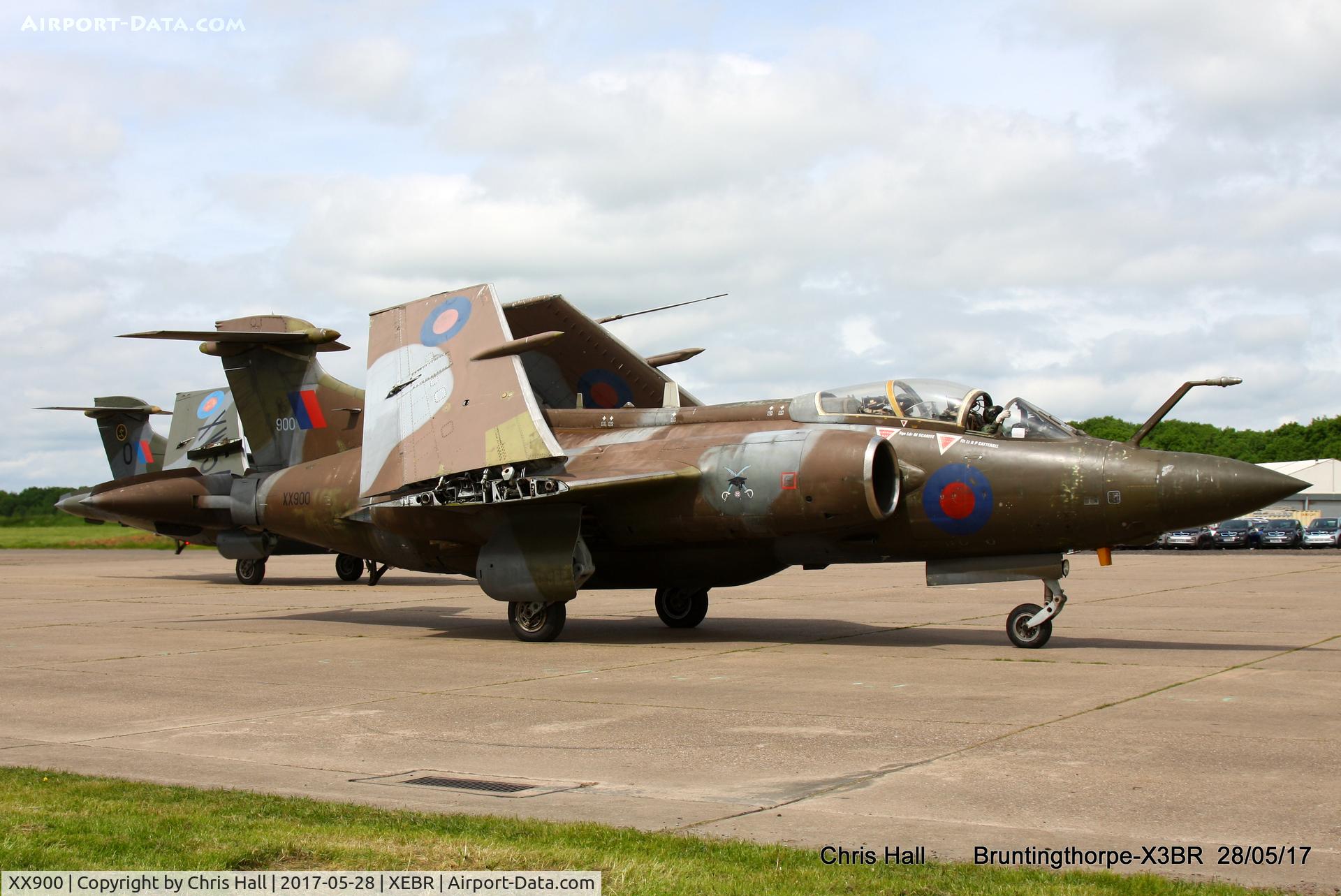XX900, 1976 Hawker Siddeley Buccaneer S.2B C/N B3-05-75, Cold War Jets open day 2017