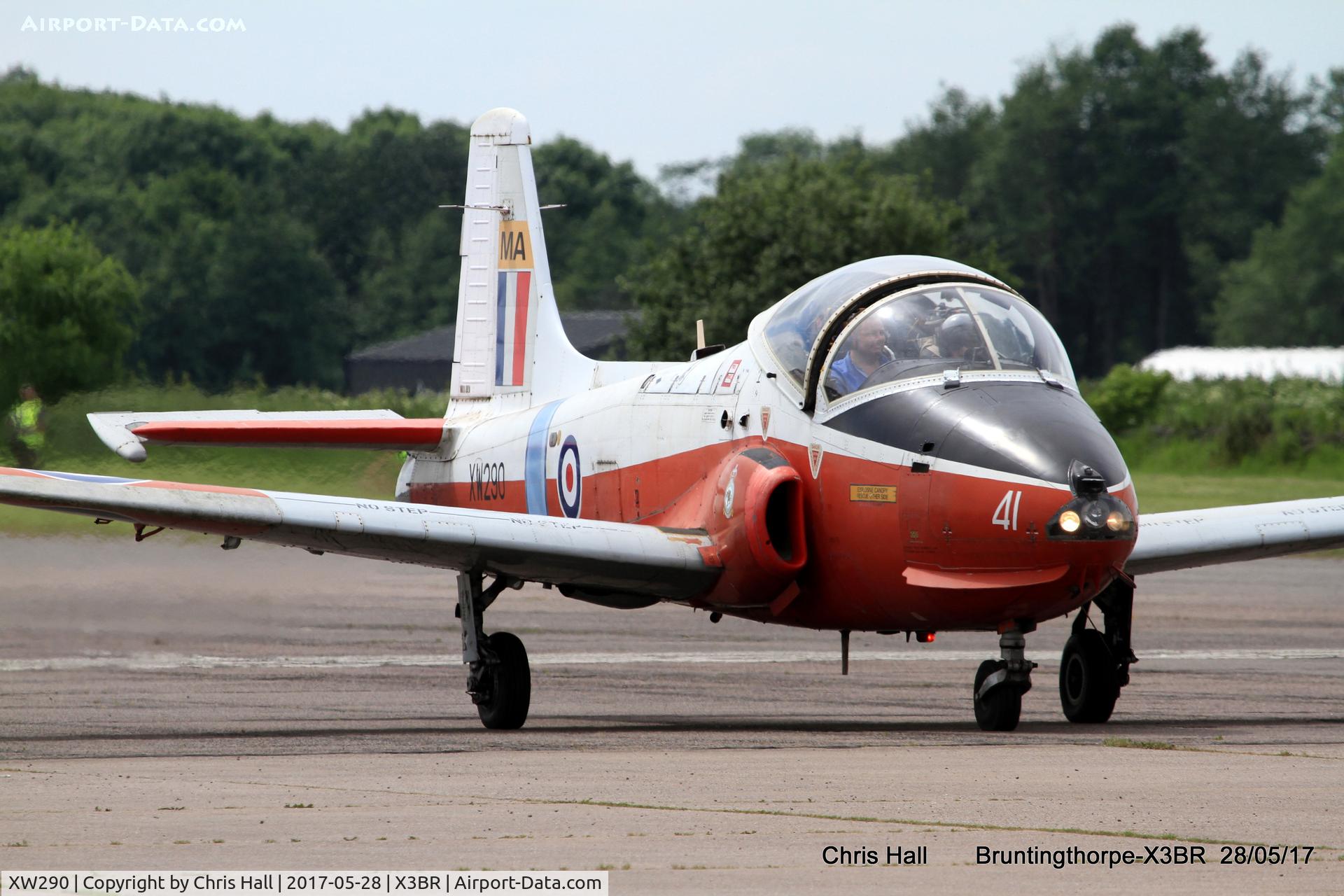 XW290, 1969 BAC 84 Jet Provost T.5A C/N EEP/JP/954, Cold War Jets open day 2017