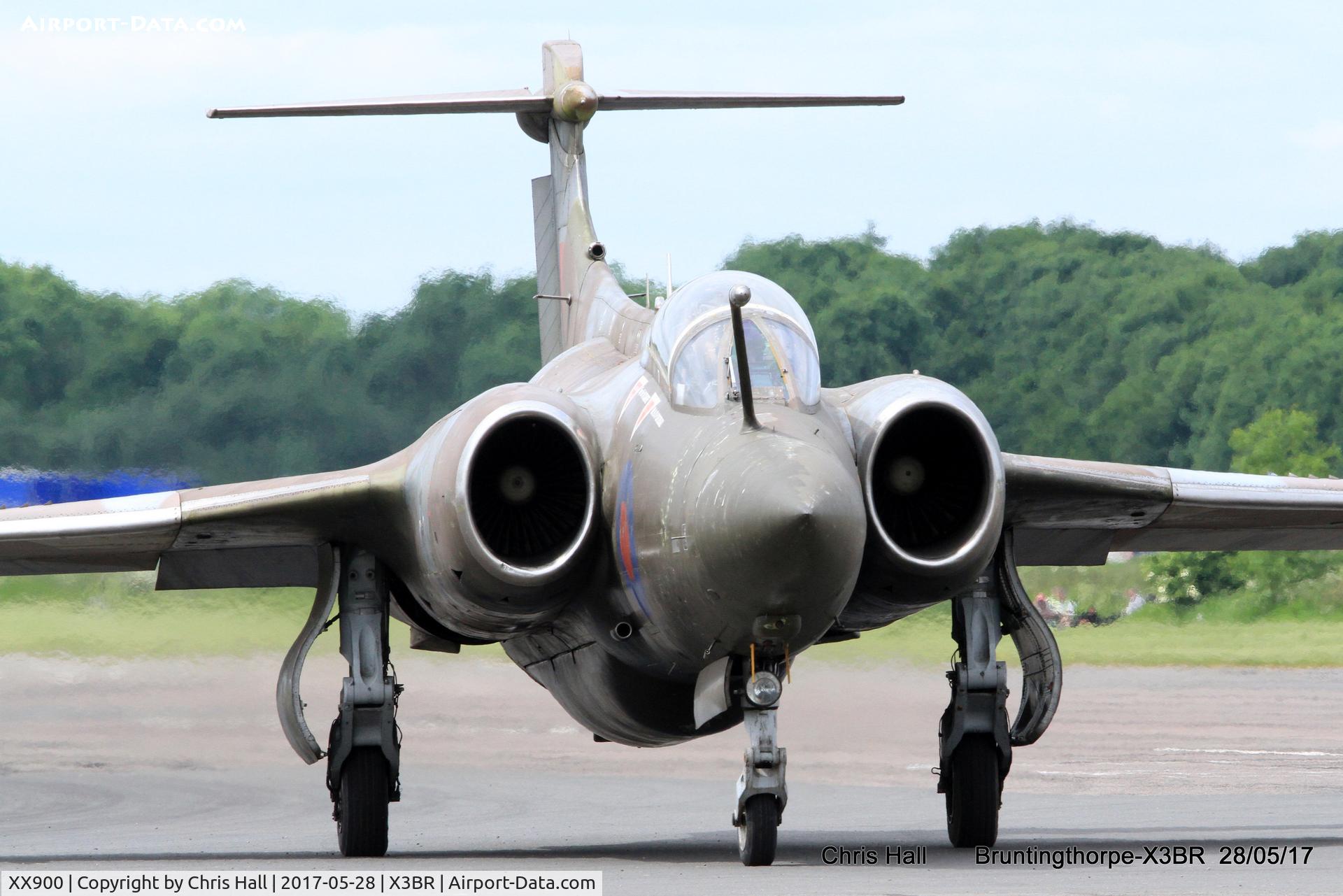 XX900, 1976 Hawker Siddeley Buccaneer S.2B C/N B3-05-75, Cold War Jets open day 2017