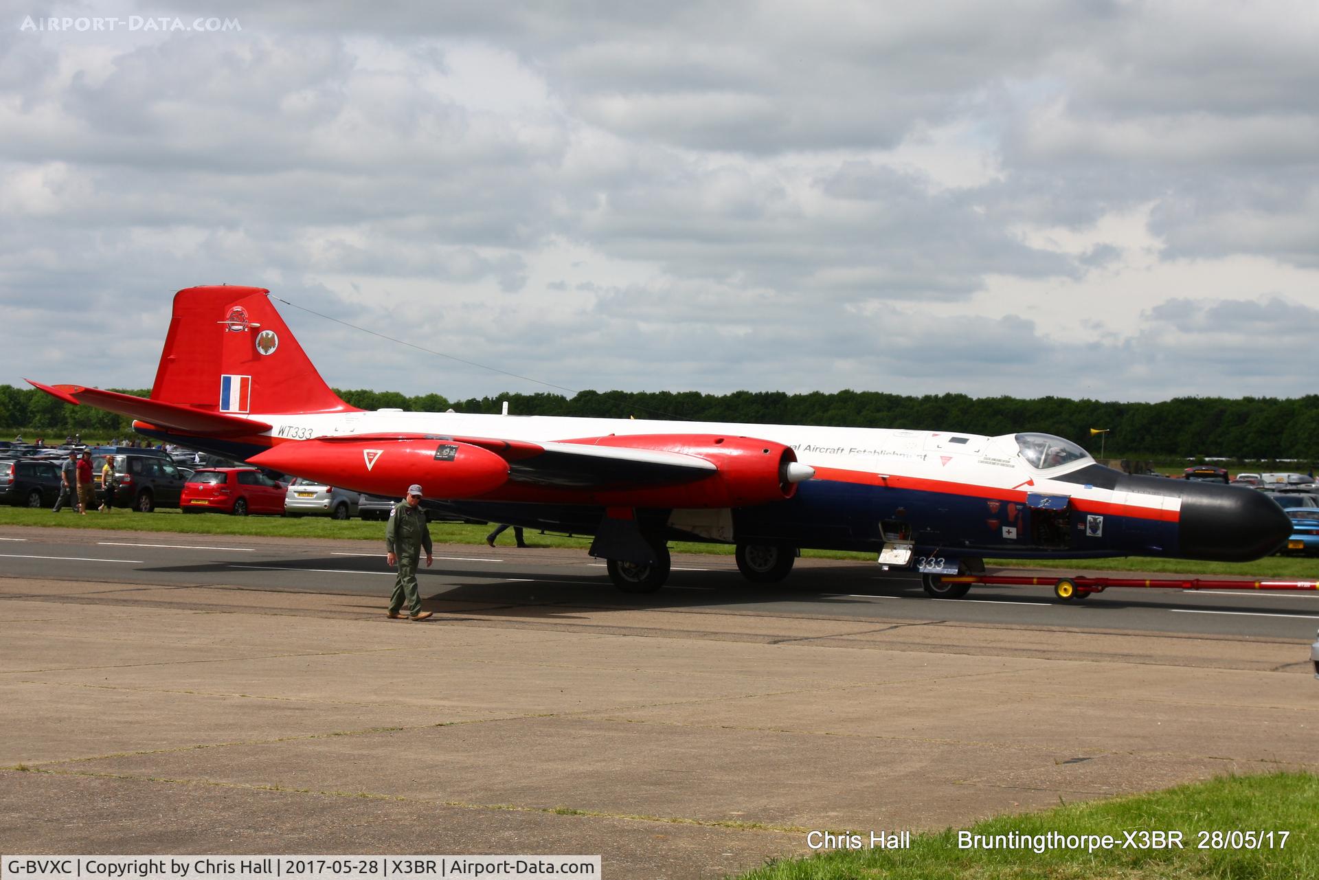G-BVXC, 1956 English Electric Canberra B(I)8/B.6 Mod C/N EEP71470, Cold War Jets open day 2017