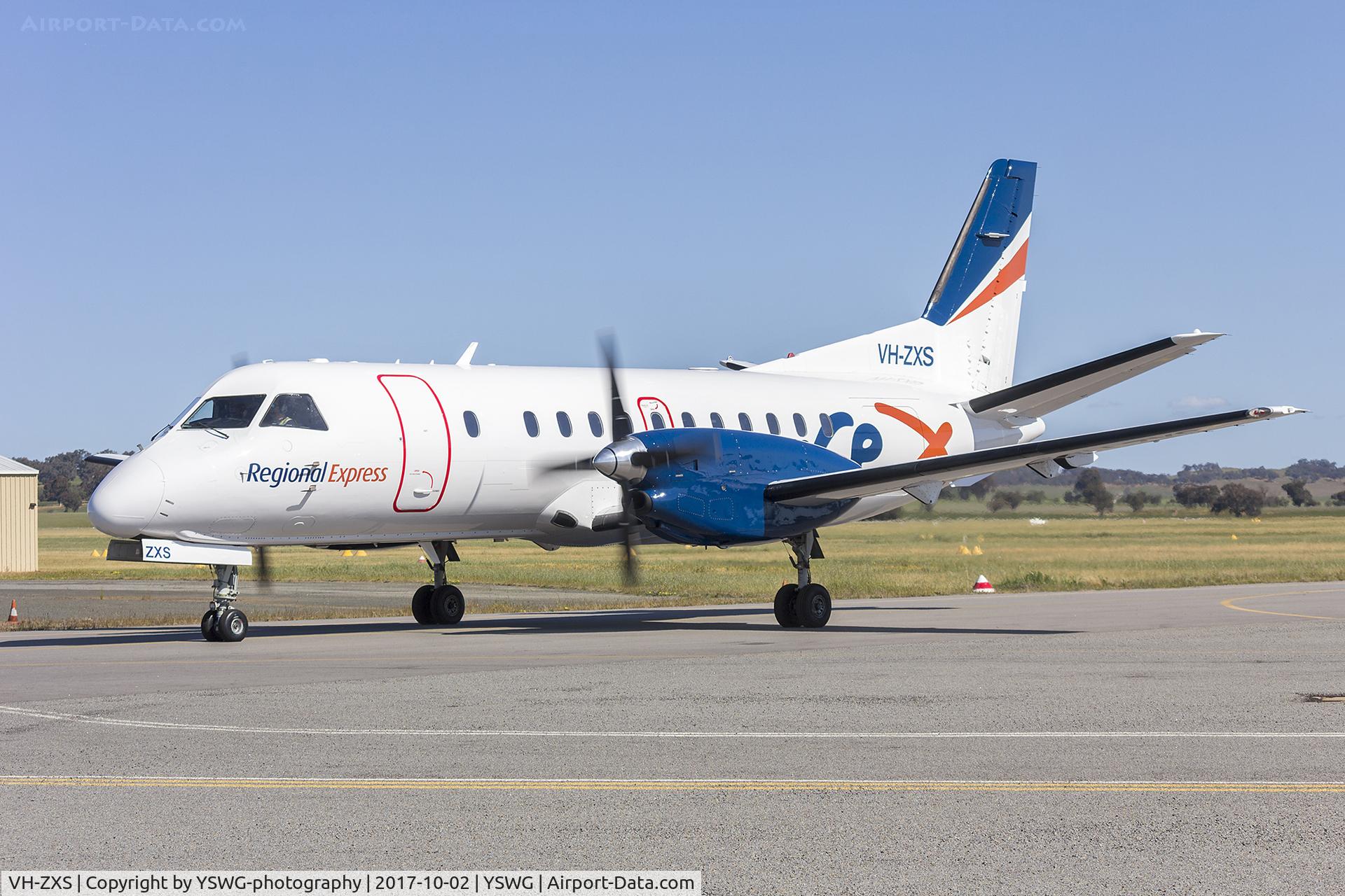 VH-ZXS, 1990 Saab 340B C/N 340B-179, Regional Express (VH-ZXS) Saab 340B, in new REX livery, taxiing after an engine run at Wagga Wagga Airport