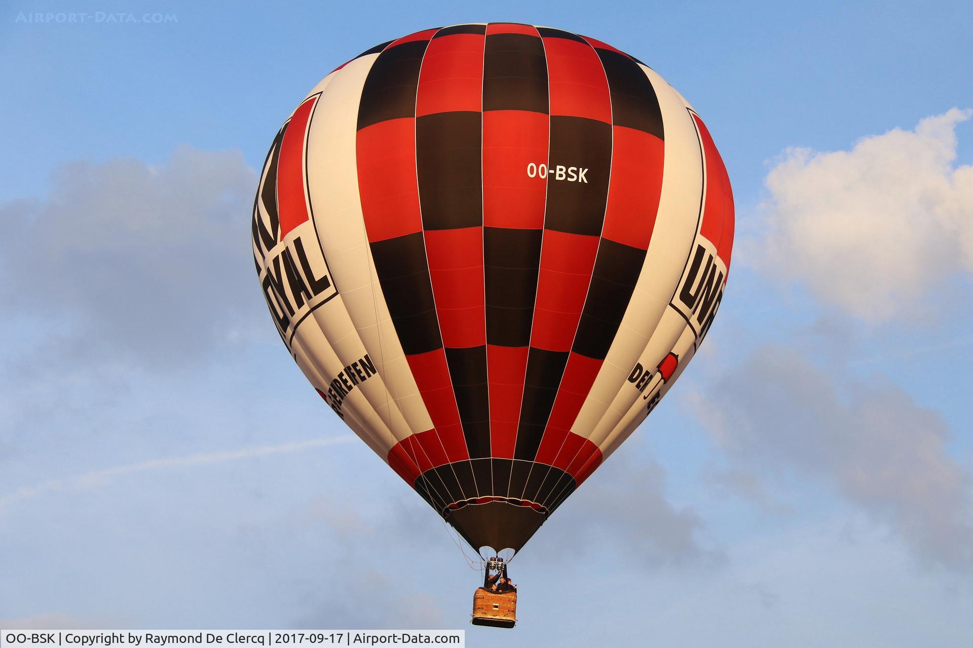 OO-BSK, 2000 Schroeder Fire Balloons Gmbh G C/N 814, Uniroyal.  At Lochristi.
