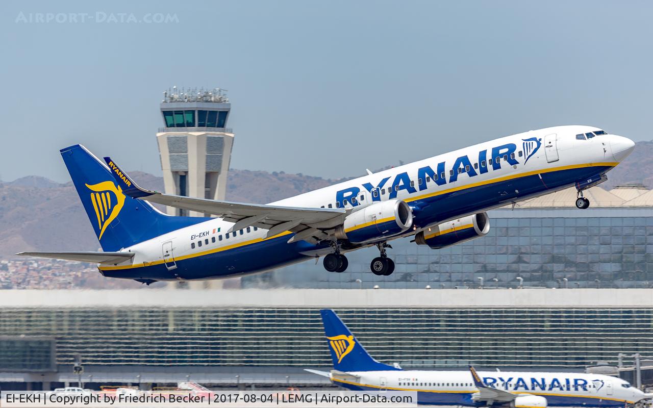 EI-EKH, 2010 Boeing 737-8AS C/N 38493, departure from Malaga
